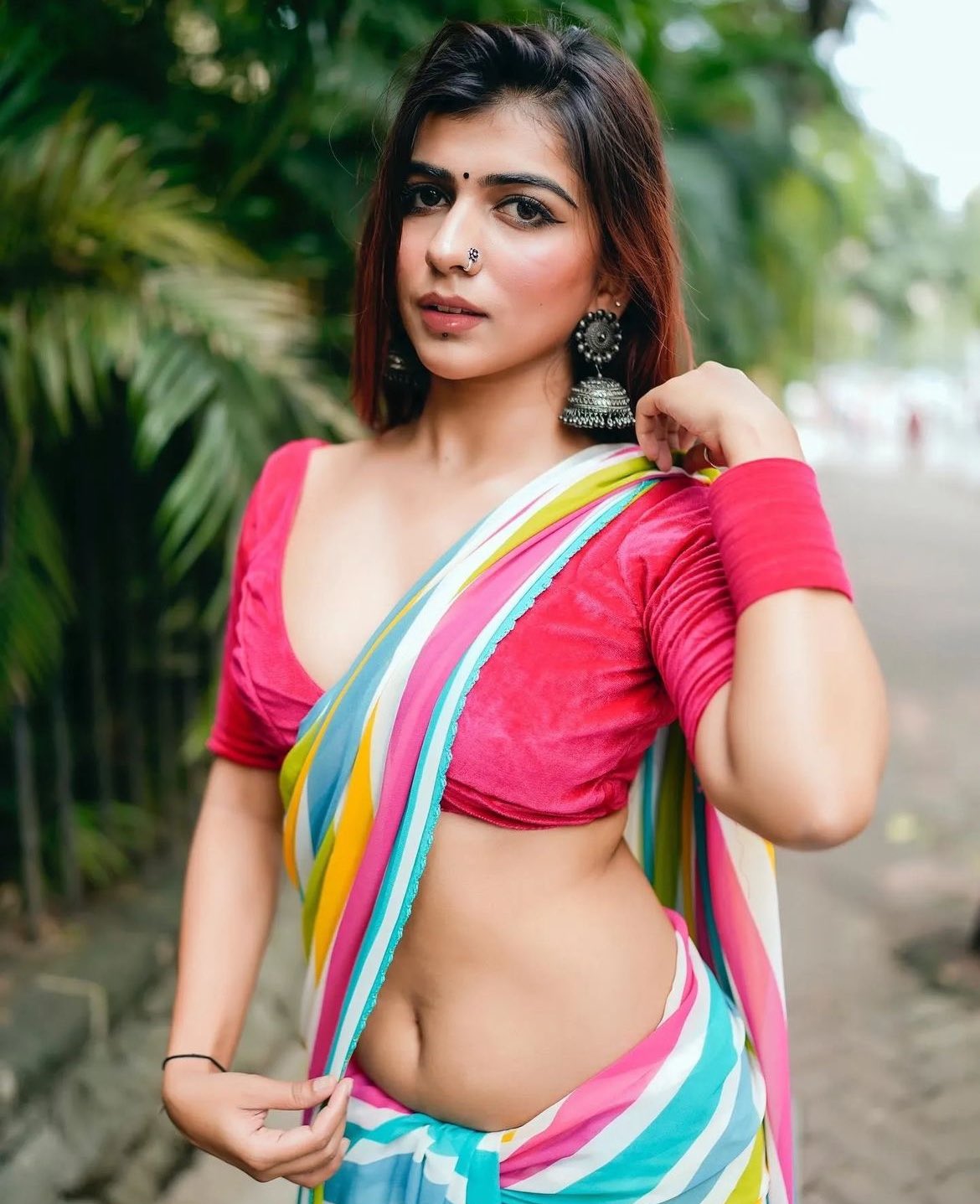 Mallu Aunty escorts  in Mumbai